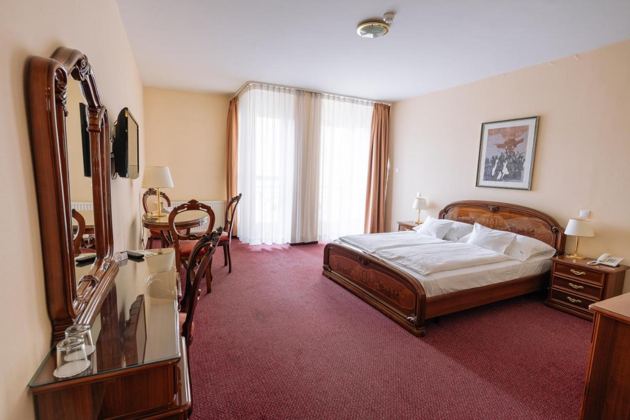 Junior Suite Balcony