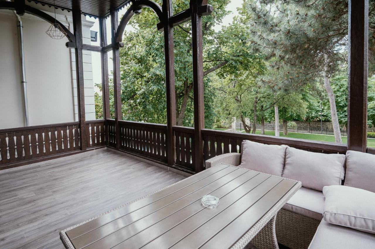 Two-Bedroom Suite Terrace