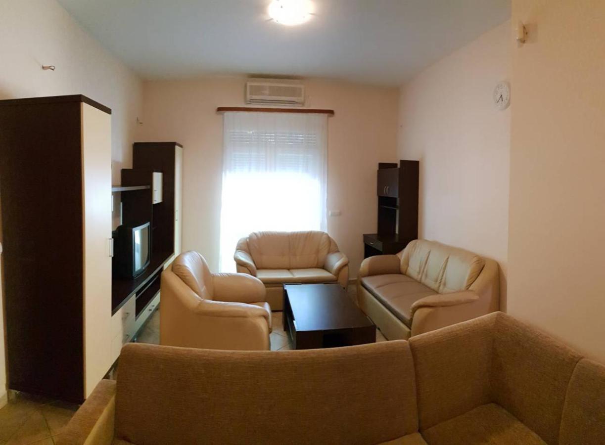 Two-Bedroom Apartment,1069166887:JPEG