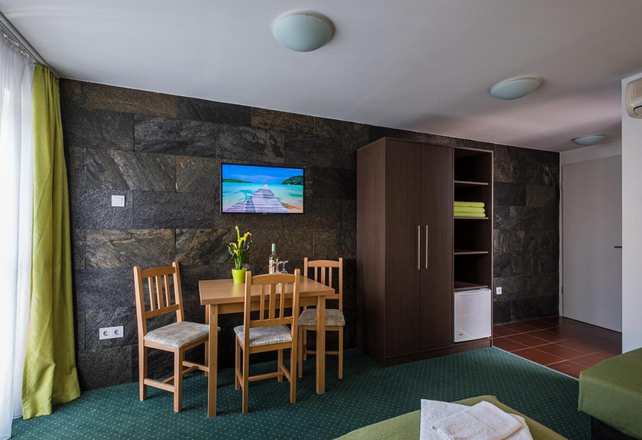 Triple Room Balcony