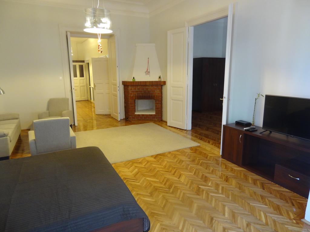 Two-Bedroom Apartment Terrace