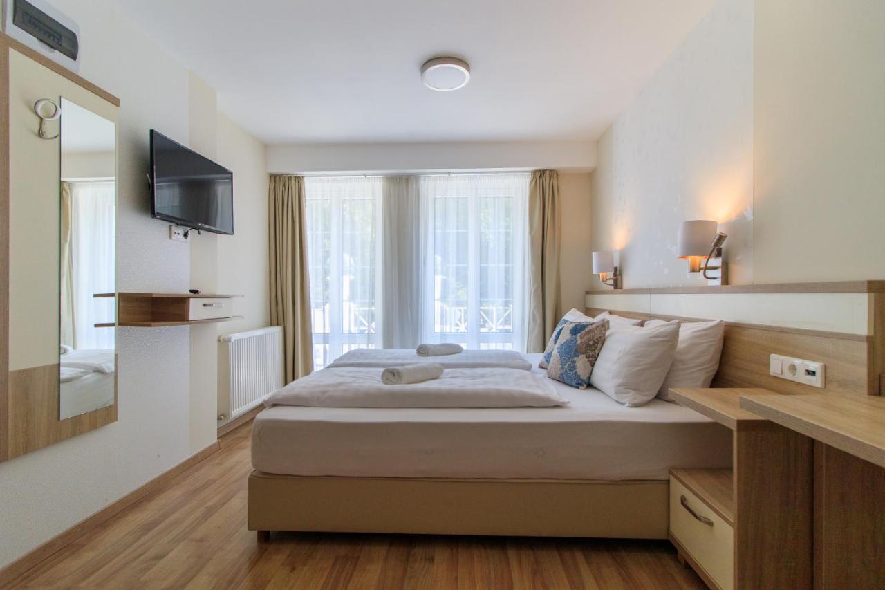 Superior Double Room,1133762688:JPEG