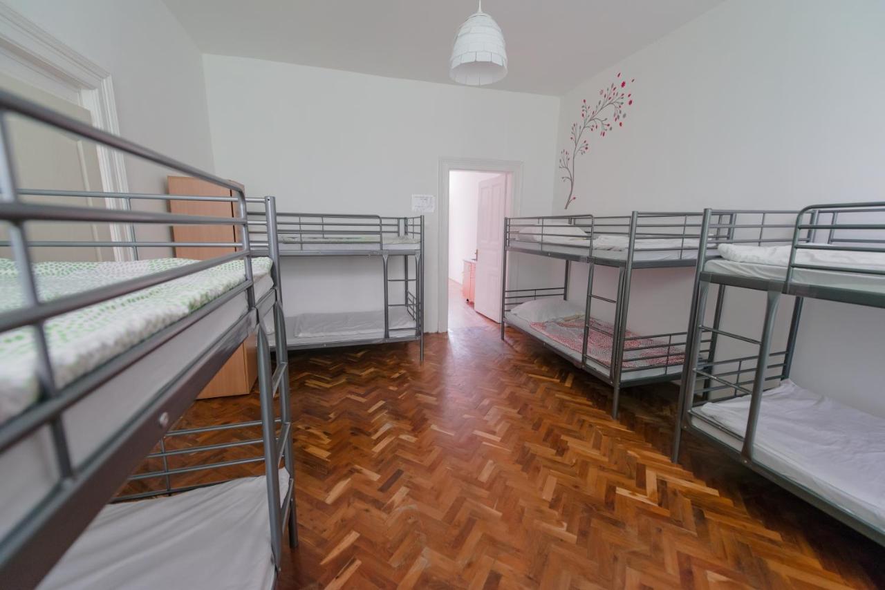 Bed in 14-Bed Dormitory Room with Shared Bathroom,1151955633:JPEG