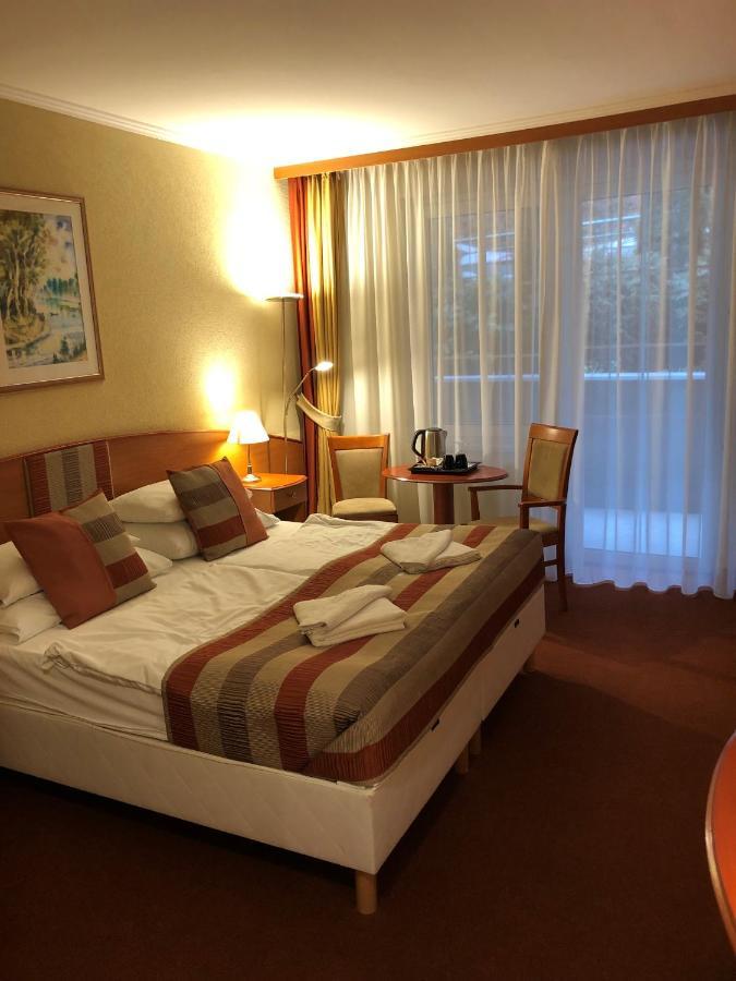 Double Room Ground Floor Forest View