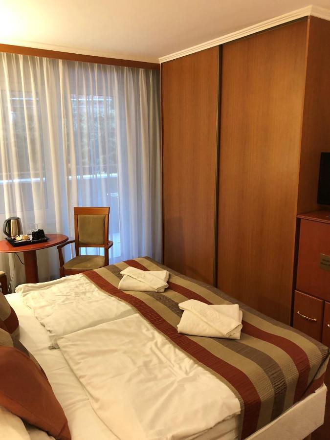 Double Room Ground Floor Forest View