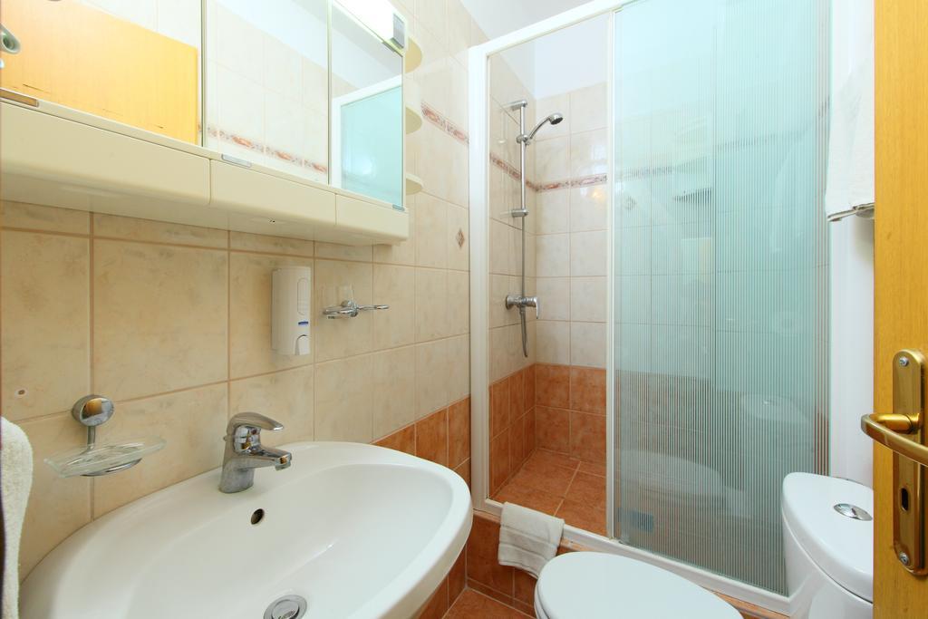 Superior Double Room Air Conditioning