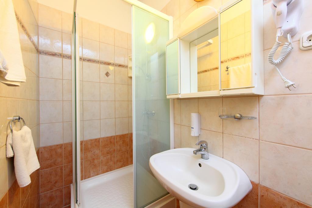 Economy Double Room - Ground Floor,630671703:JPEG