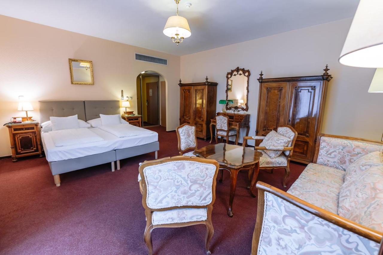 Junior Suite Balcony