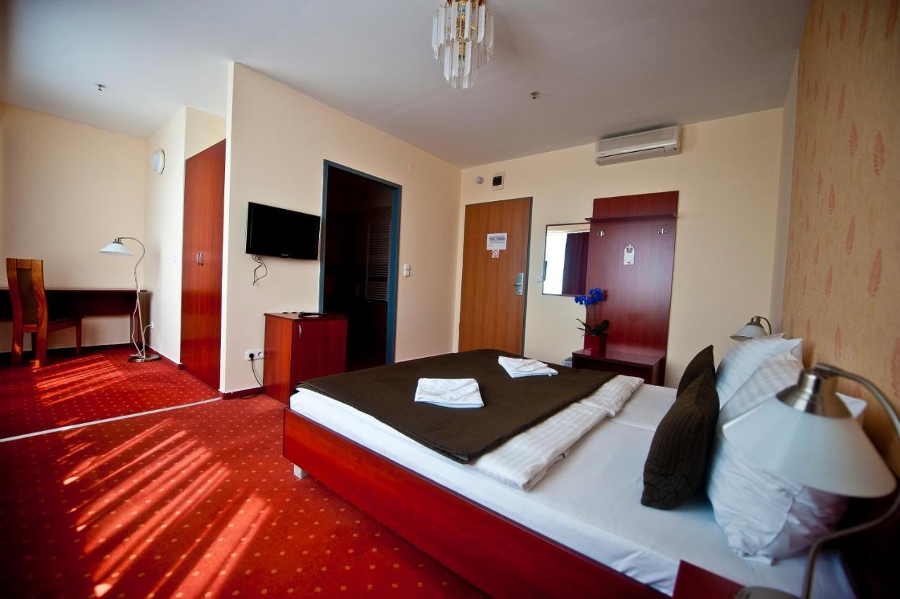 Quarto Queen Superior