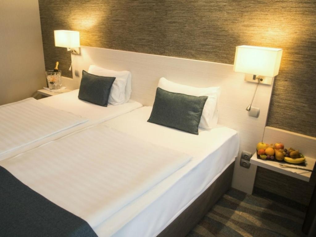 Superior room disability access,1574693843:JPEG