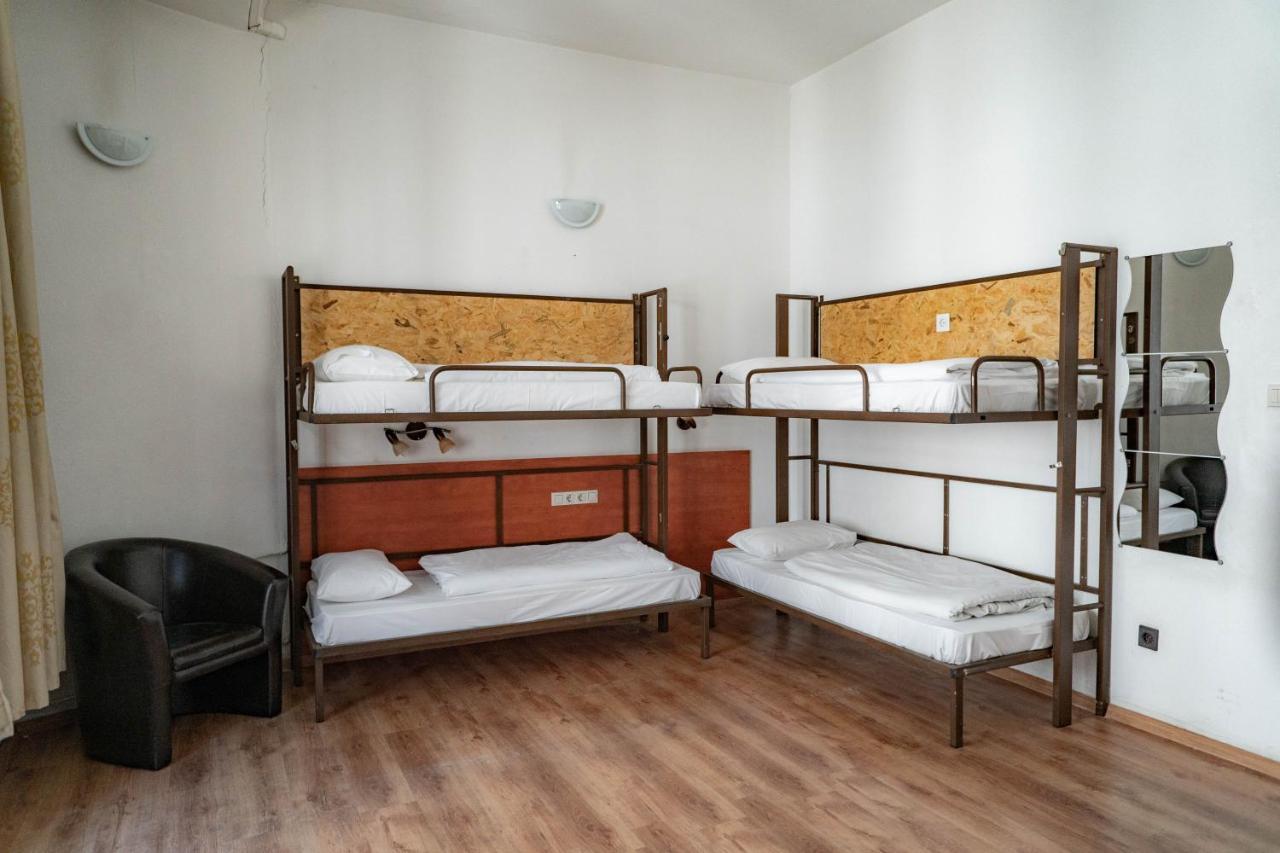 Quadruple Room Private Bathroom