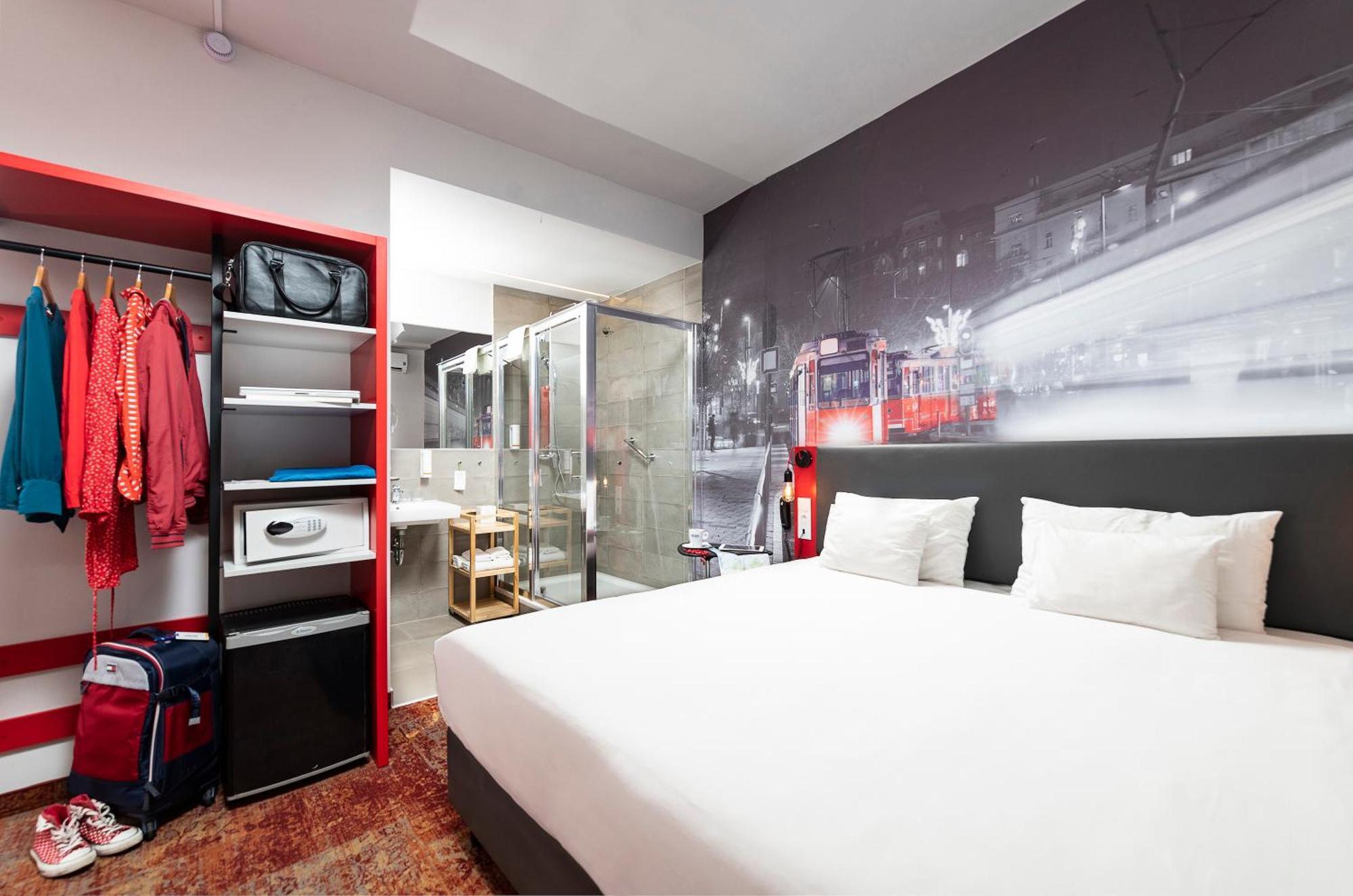 Premium Double or Twin Room,1286275612:JPEG