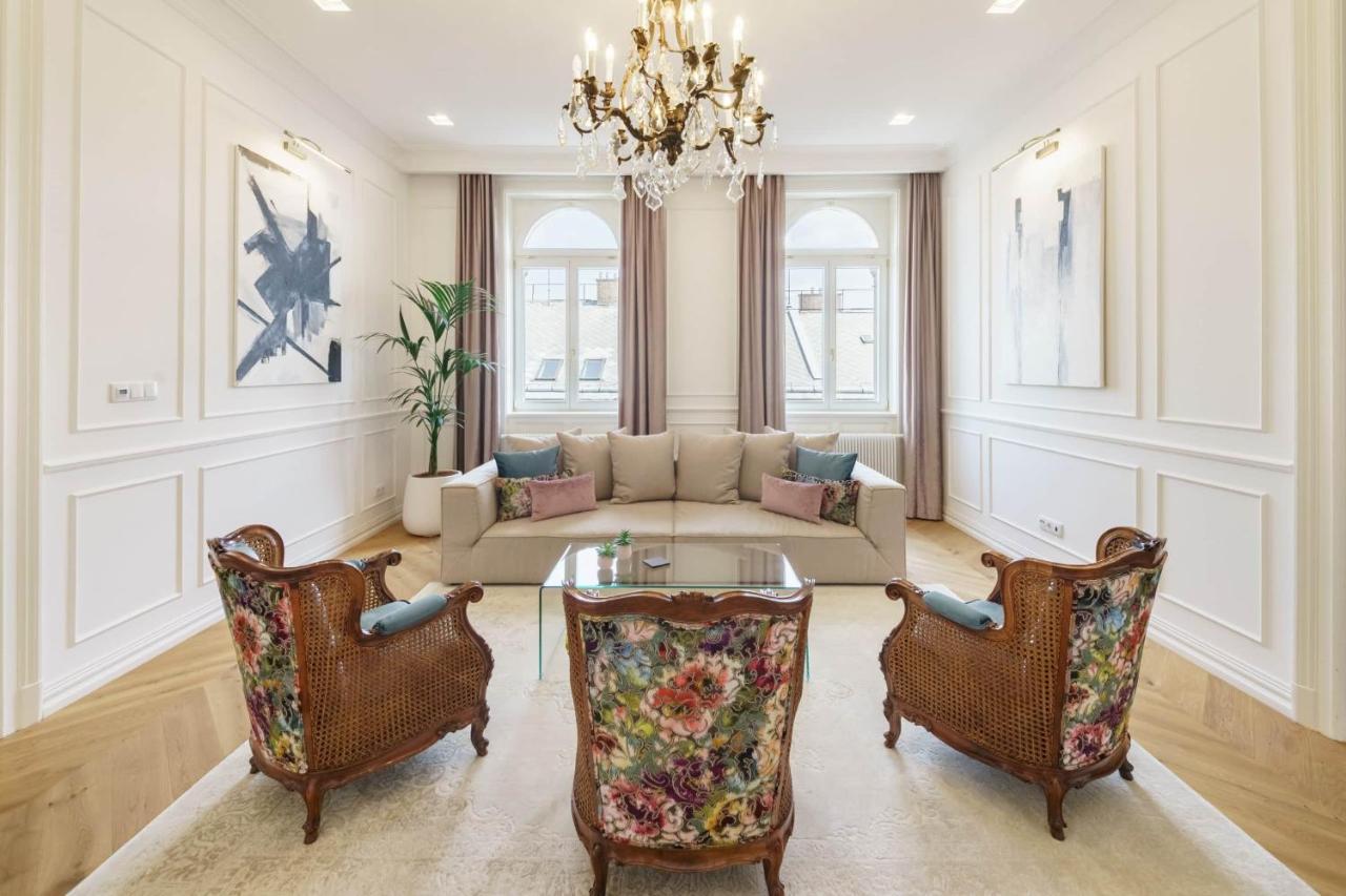 Three-Bedroom Apartment,1309642813:JPEG