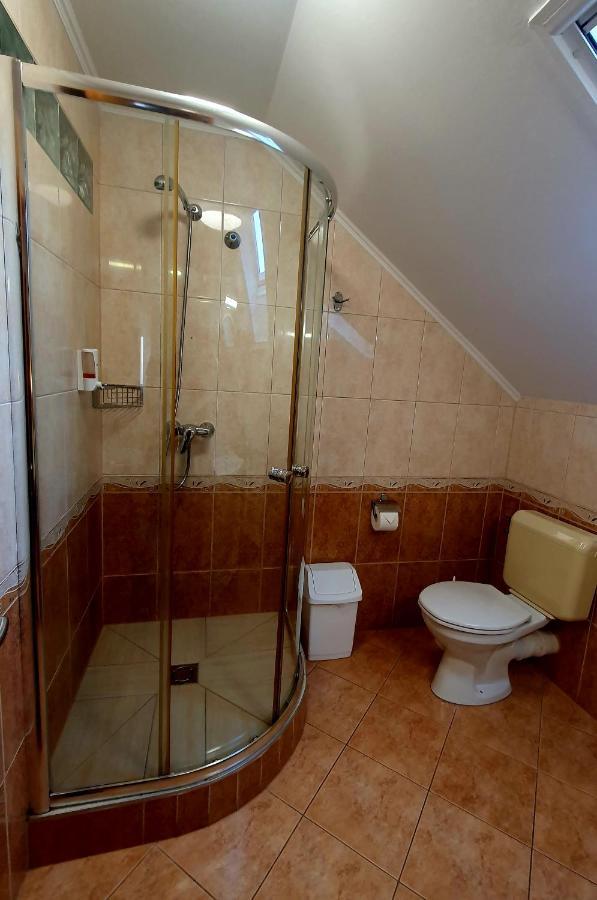Standard Double or Twin Room,1319388007:JPEG