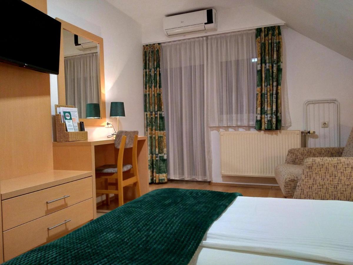 Standard Double or Twin Room Balcony
