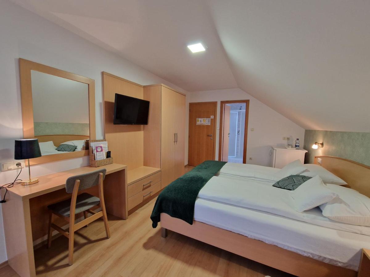 Standard Double or Twin Room Balcony