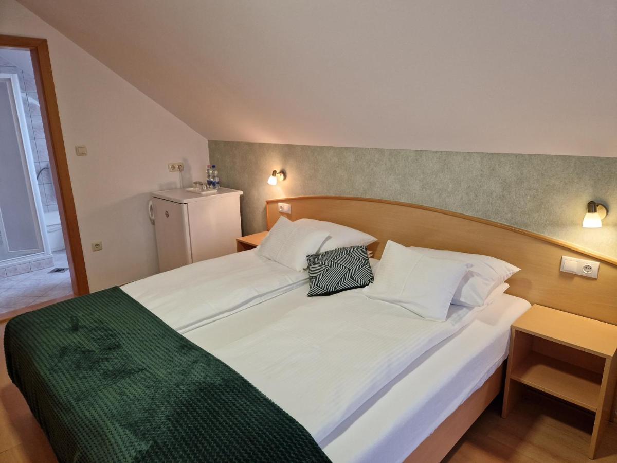 Standard Double or Twin Room Balcony