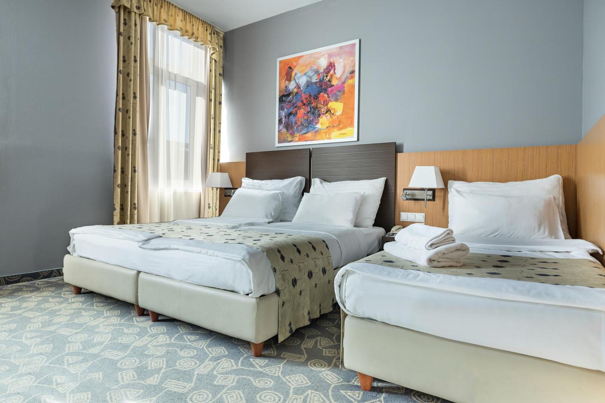 Standard Triple Room,1588046224:JPEG
