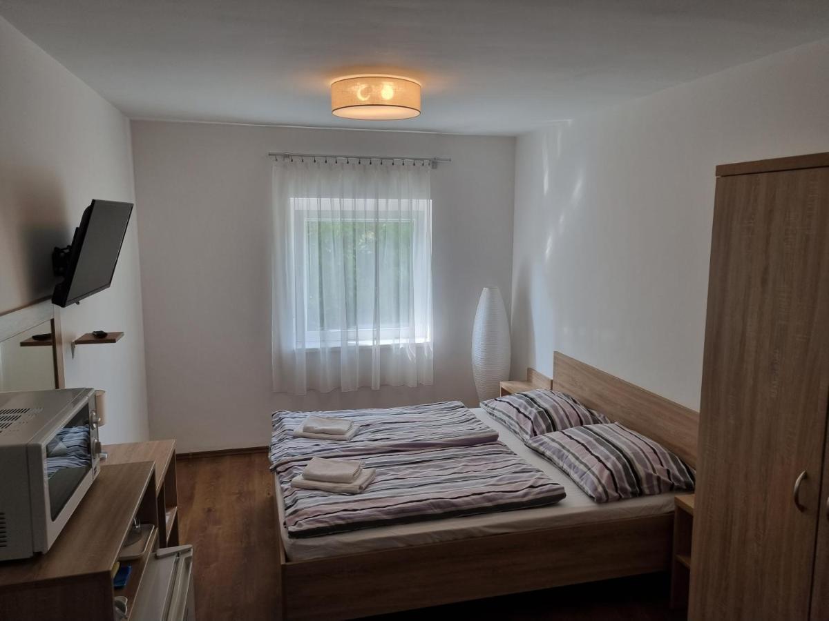 Double Room with Garden View,1398116222:JPEG