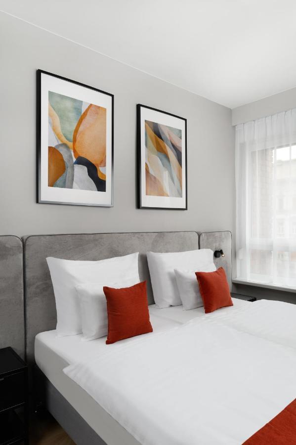 Studio Apartment,1398600920:JPEG