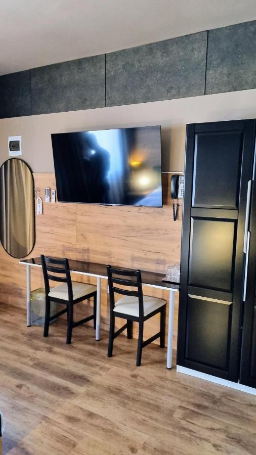 Standard Quadruple Room,1426303341:JPEG