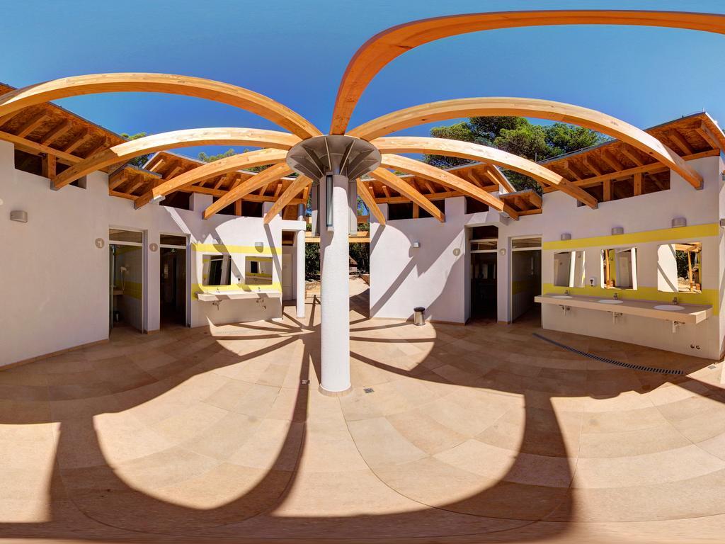 Deluxe King Room,144696500:JPEG