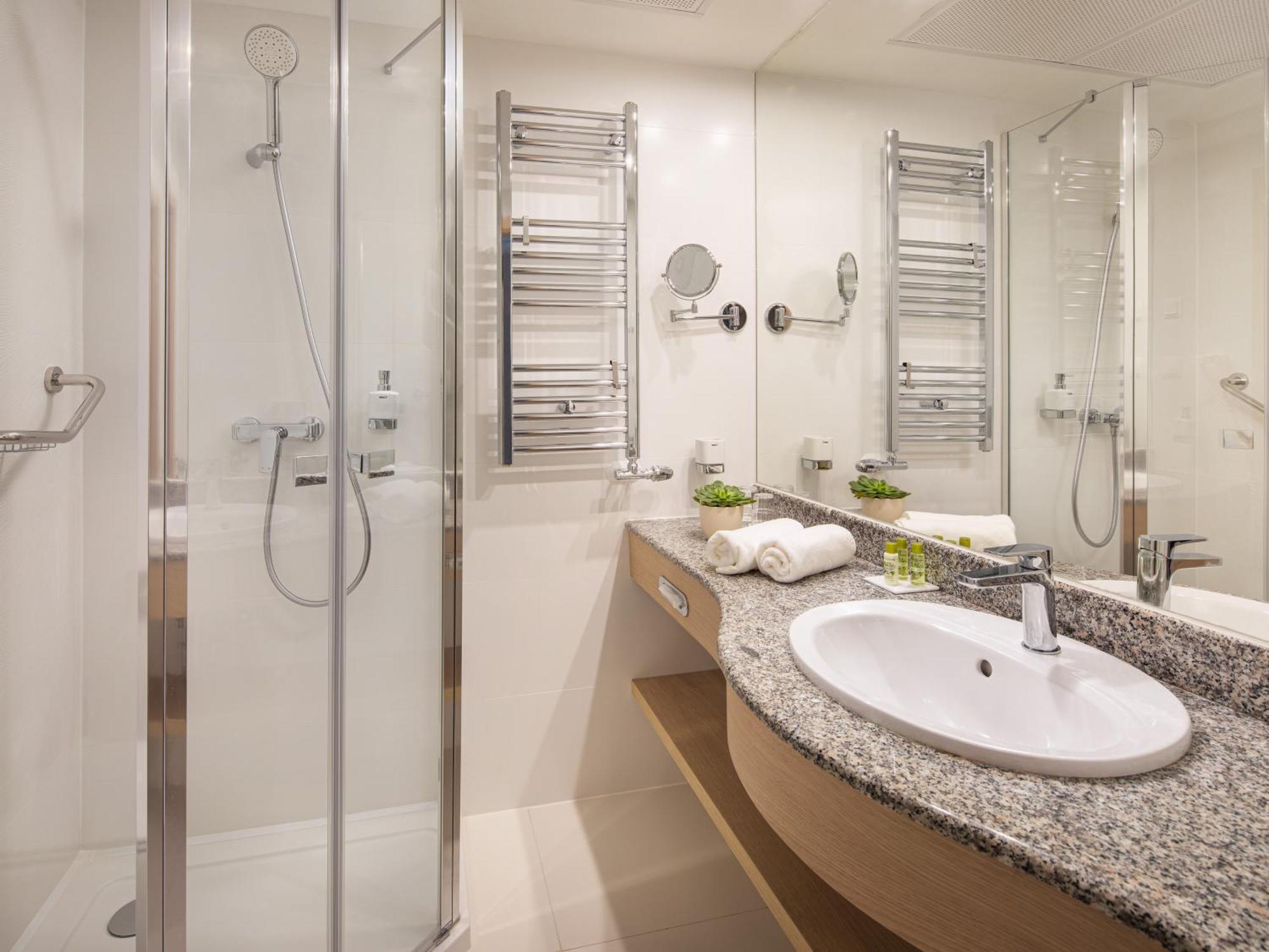 Superior Twin Room Balcony