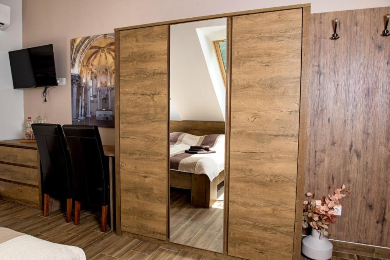 Budget Triple Room
