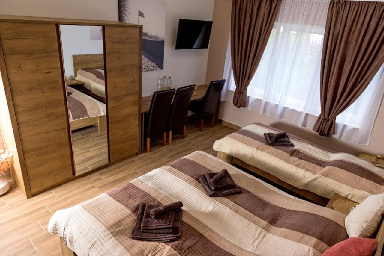 Budget Triple Room