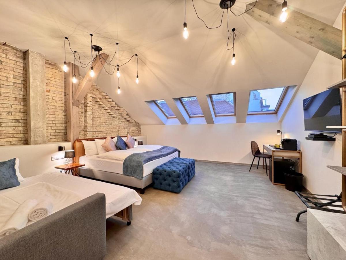 Superior Triple Room,1527852541:JPEG