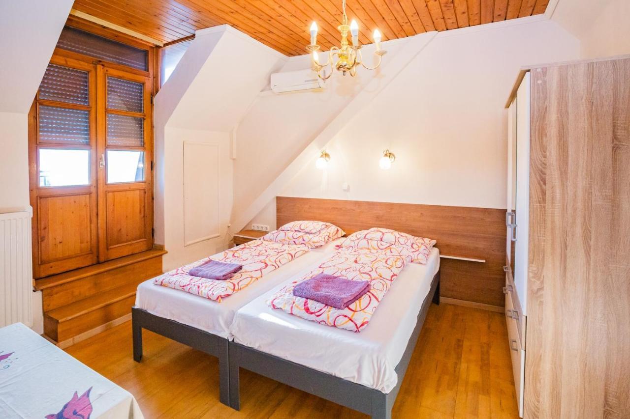 Budget Double or Twin Room,1498628083:JPEG