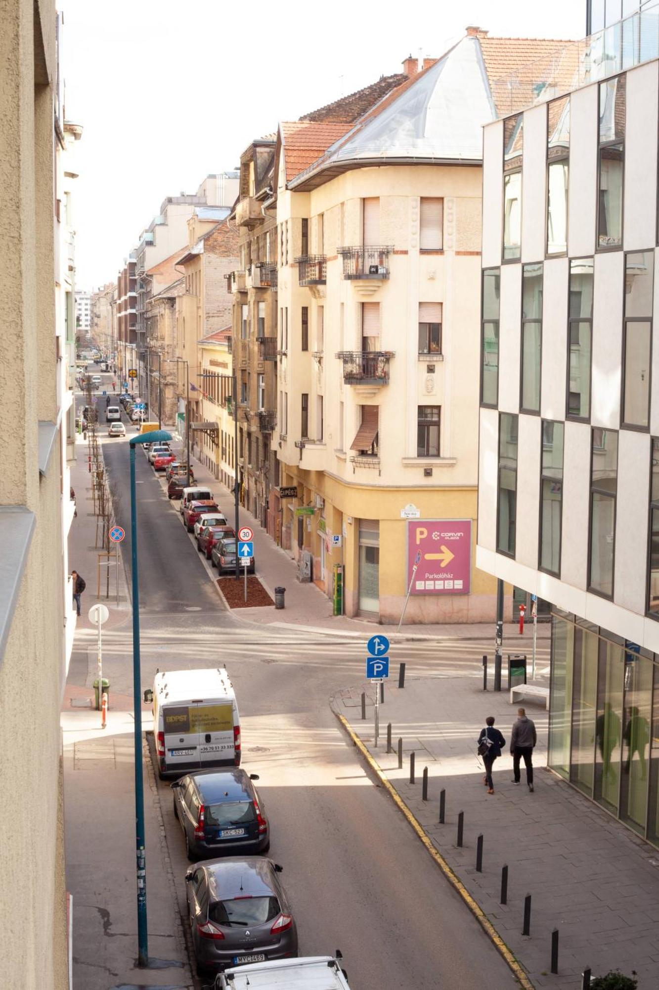 Superior One-Bedroom Apartment Air-conditioning