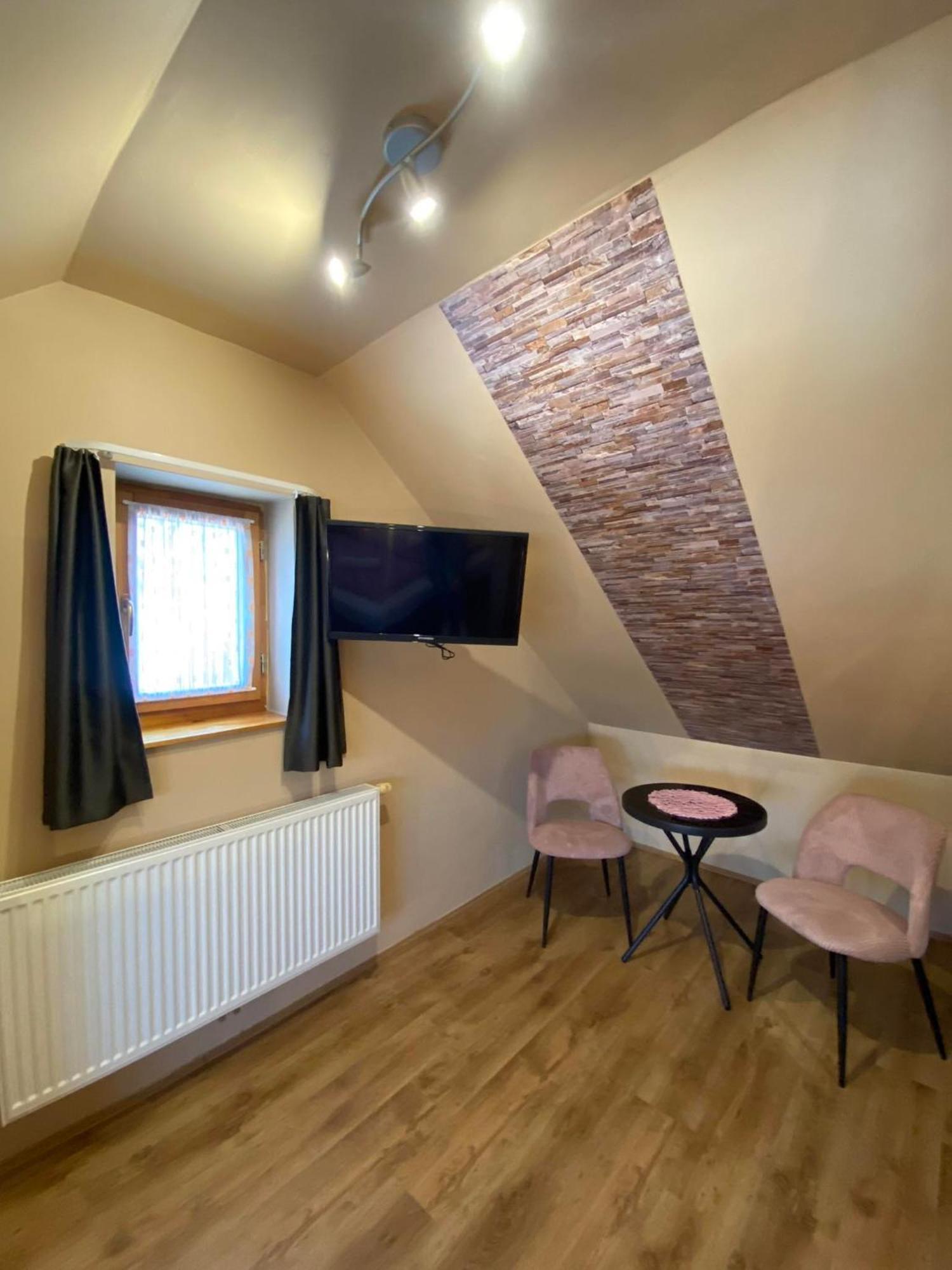 Standard Studio