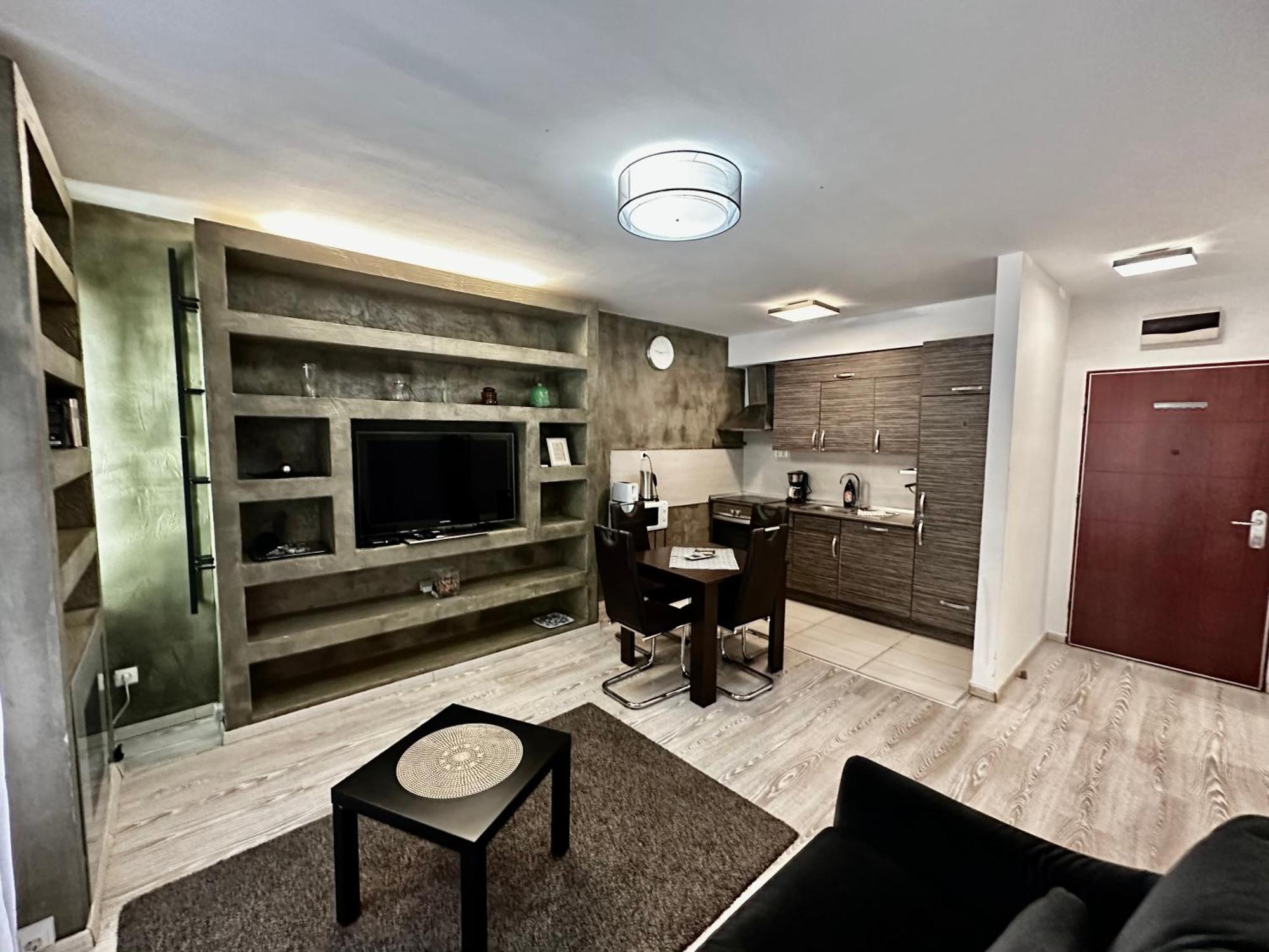 Superior Apartment
