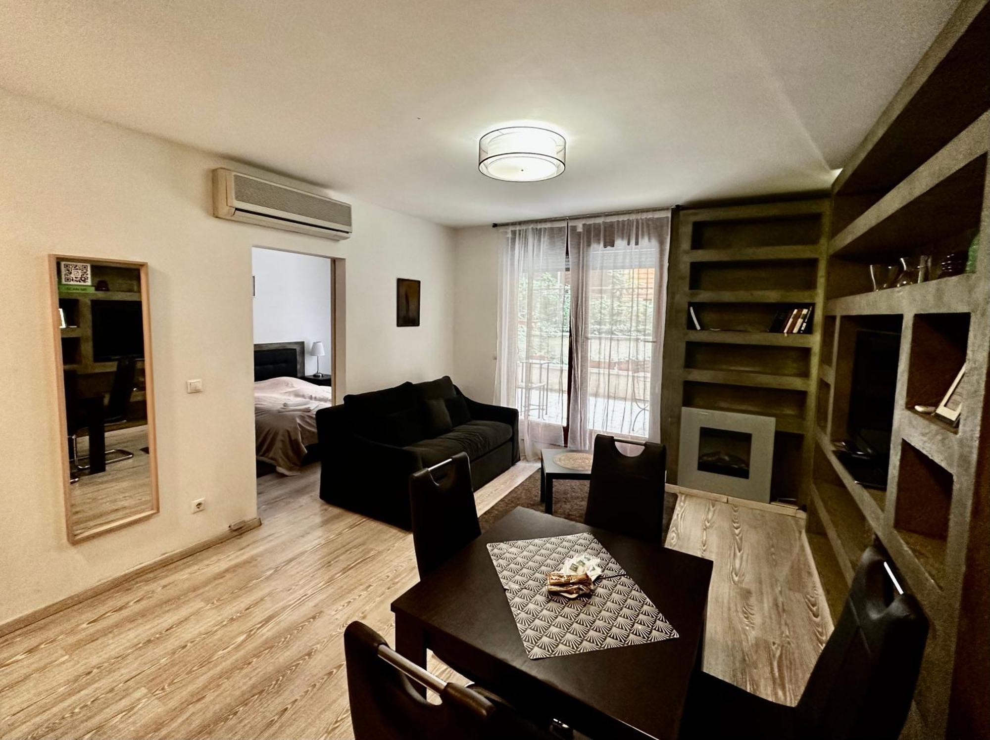 Superior Apartment