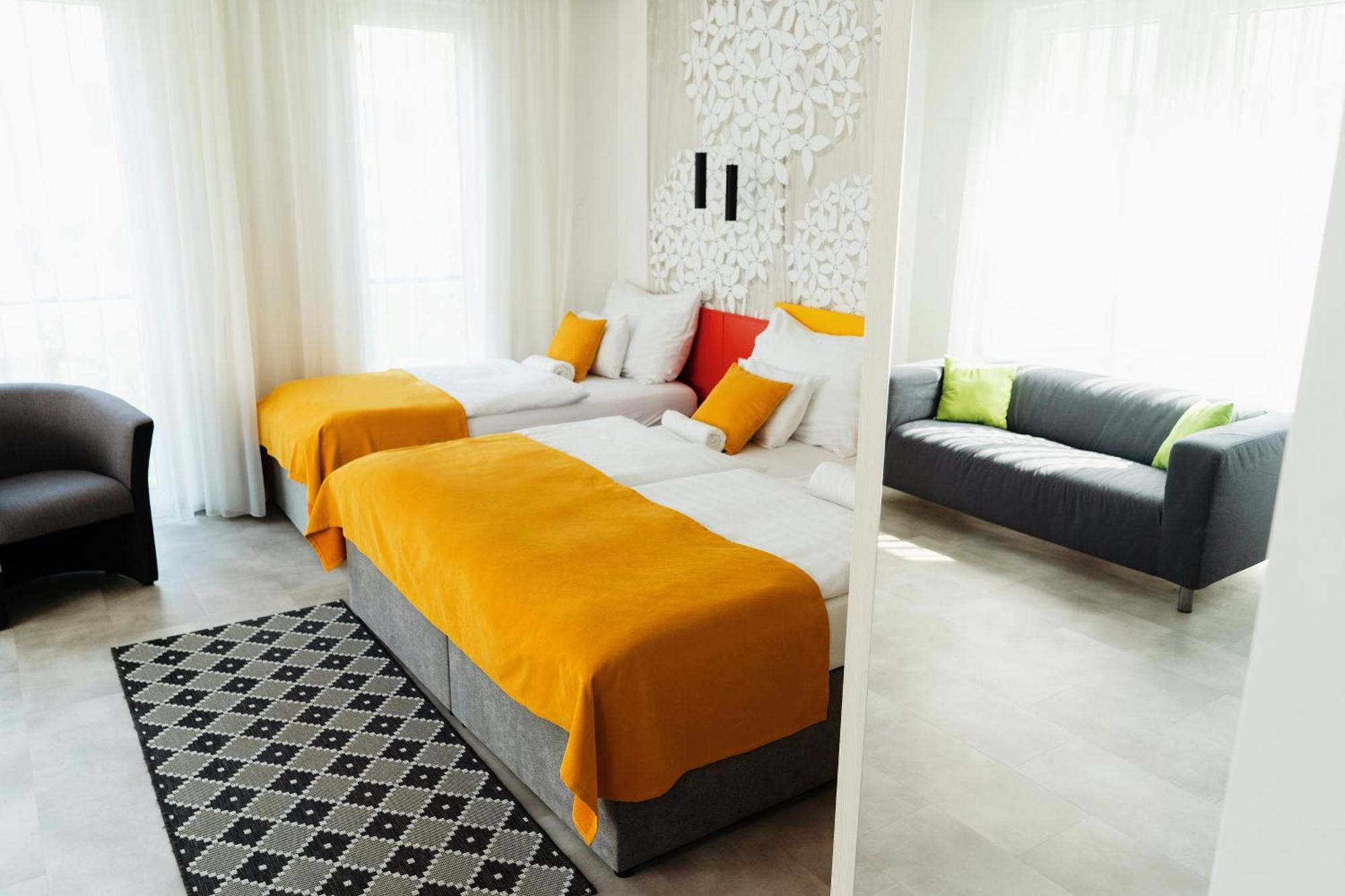 Double or Twin Room Extra Bed