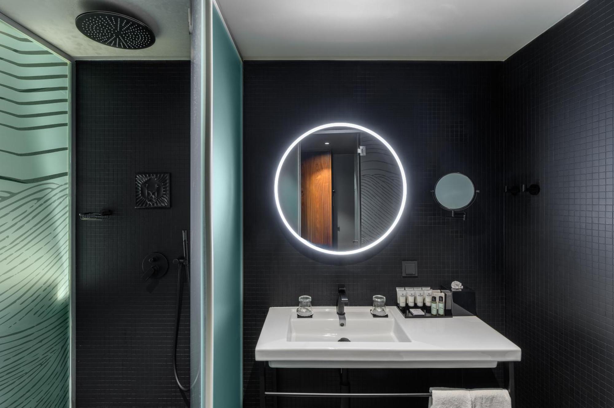 Superior Double Room with Danube View,1612990263:JPEG