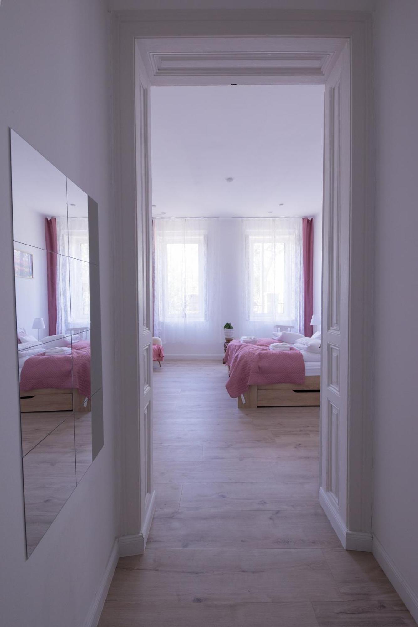 Double Room Private Bathroom