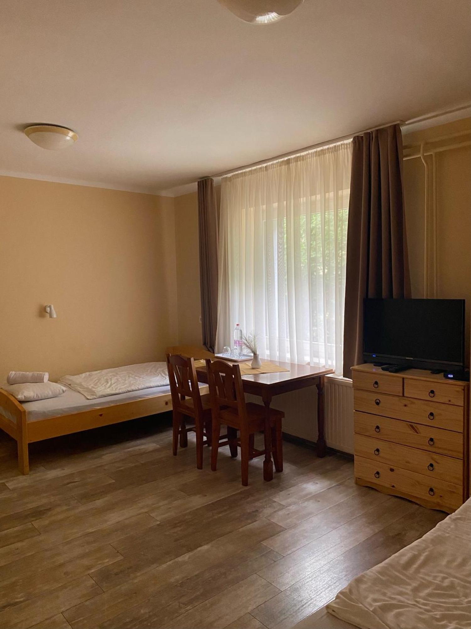 Standard Family Room