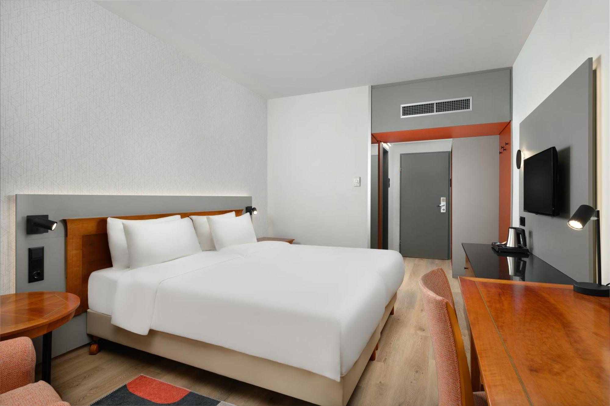 Superior Twin Room,1589554248:JPEG