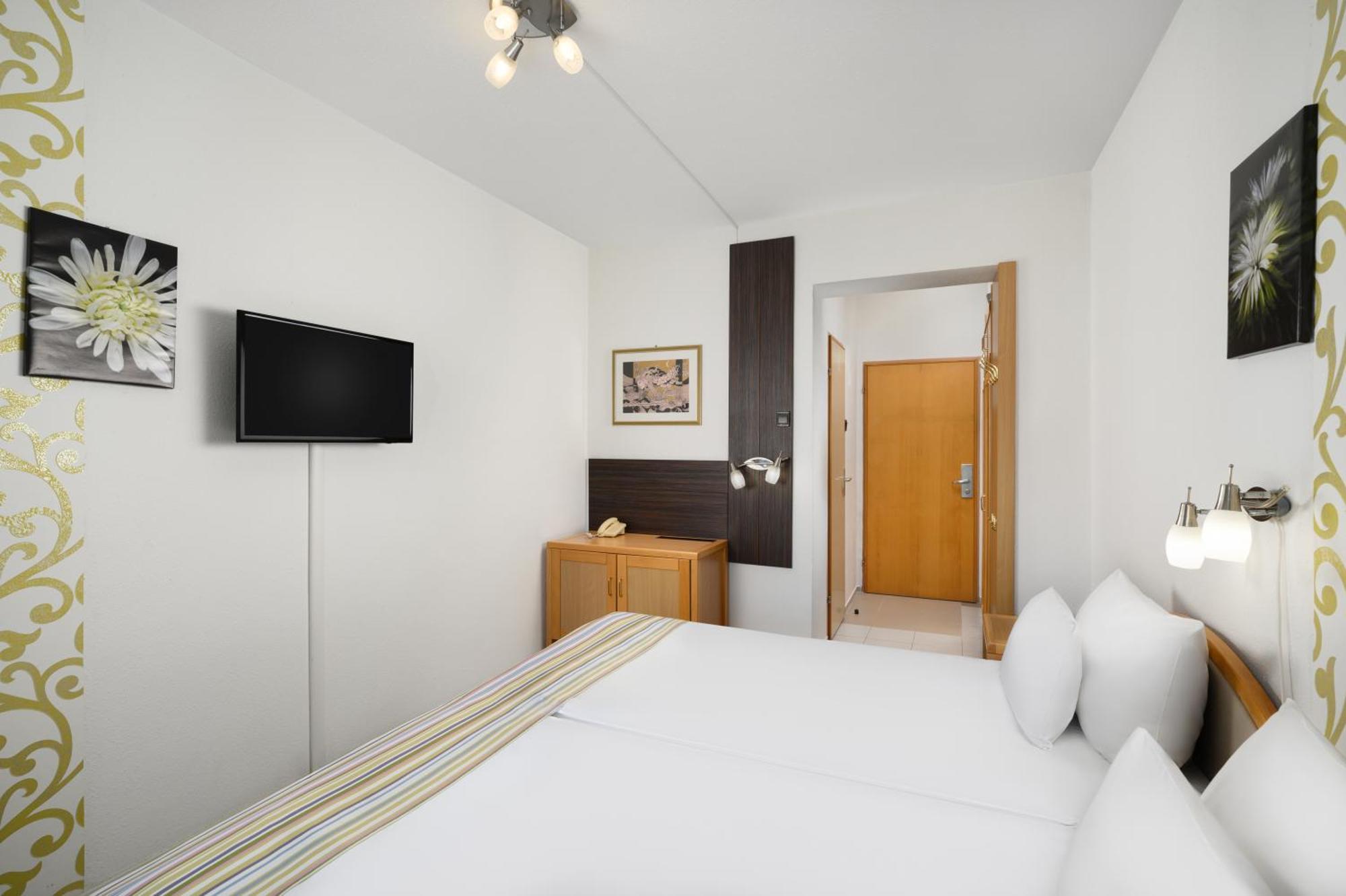 Executive Twin Room Lake View