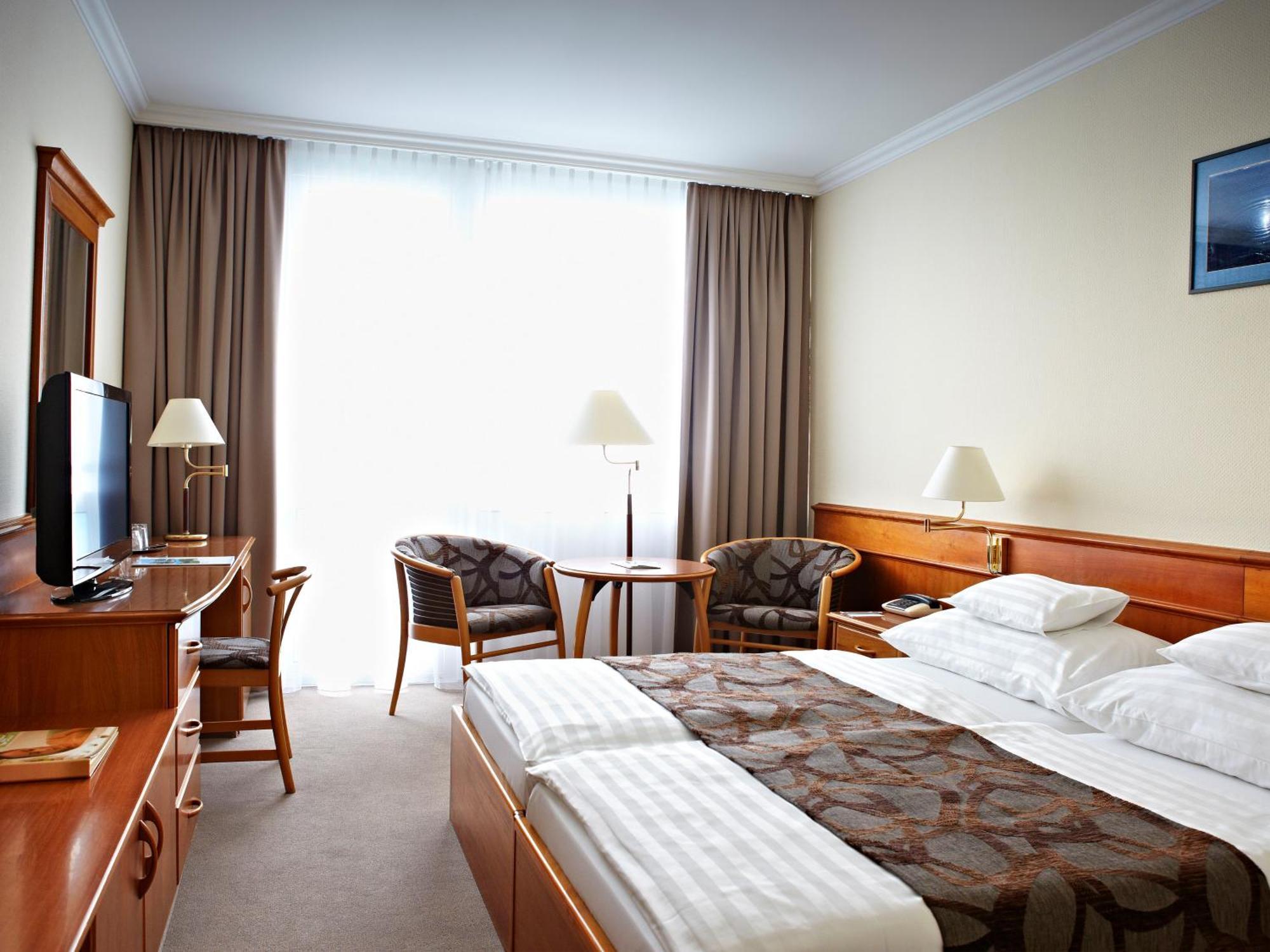 Standard Twin Room Balcony