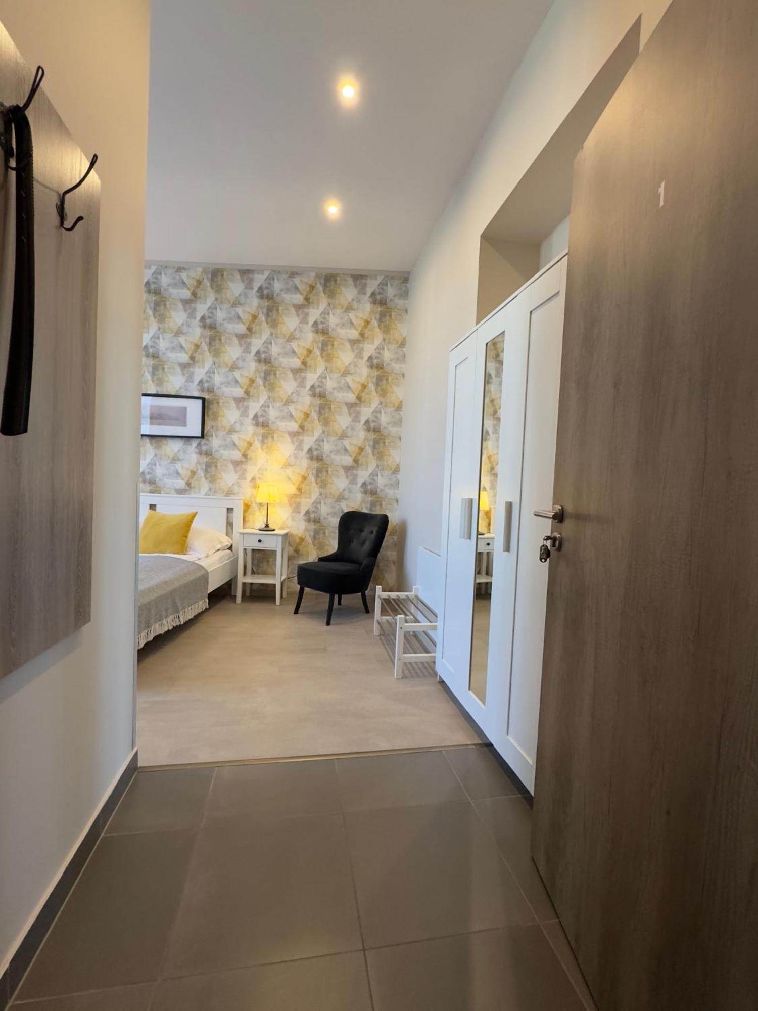 Superior Queen Room