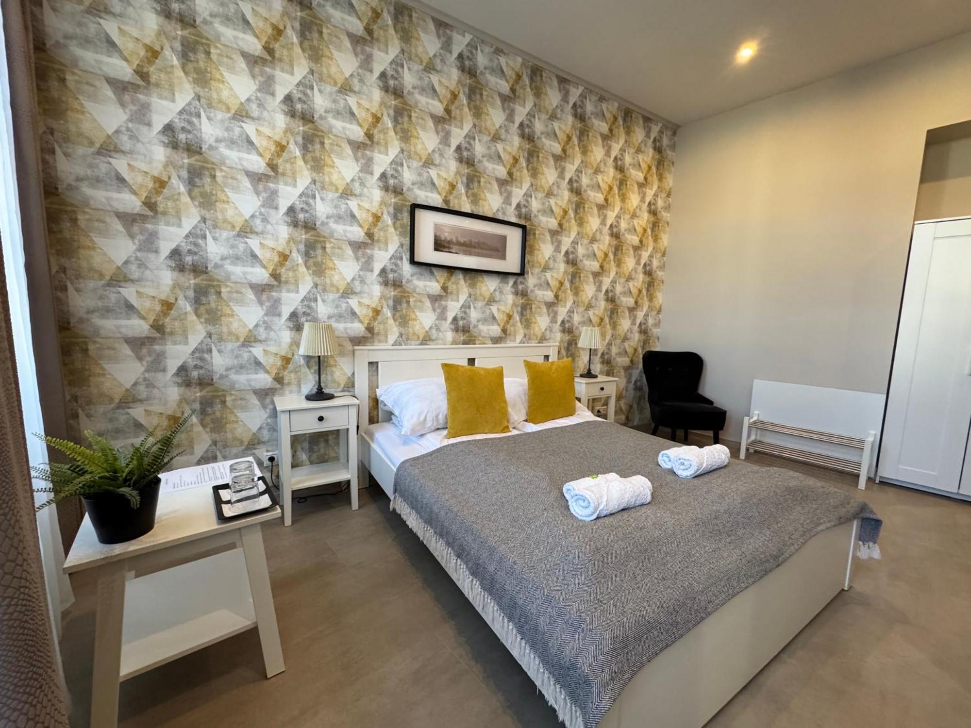Superior Queen Room