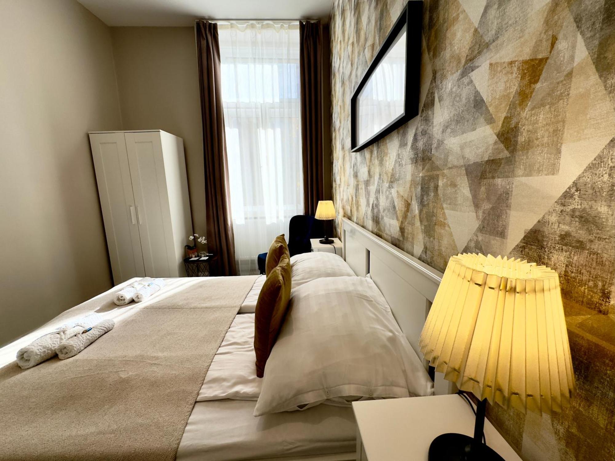 Superior Queen Room
