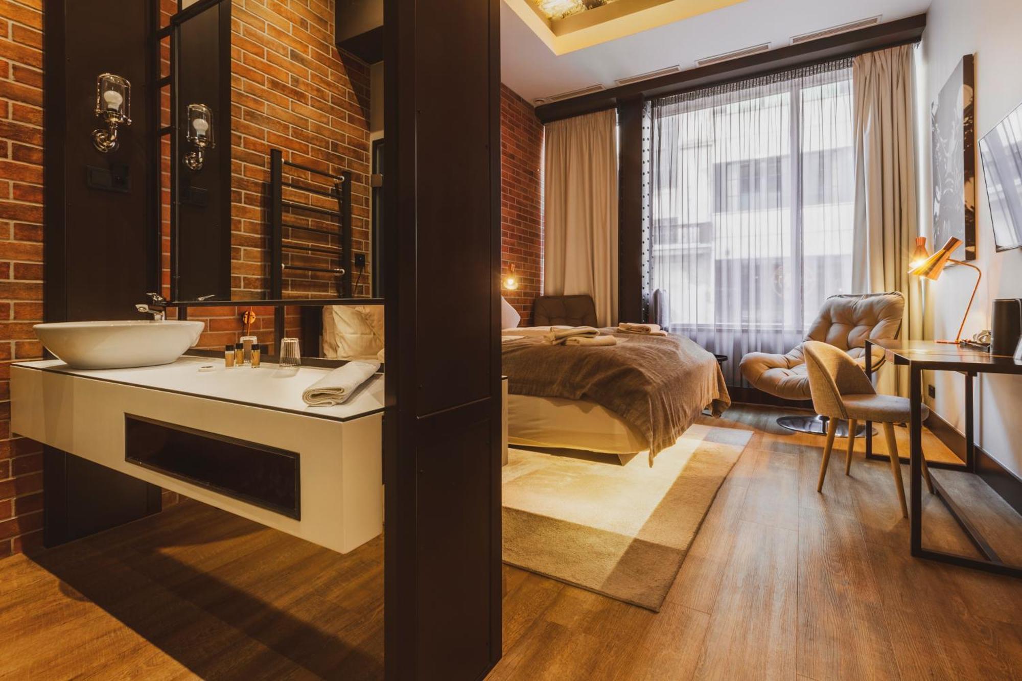 Loft Suite City View