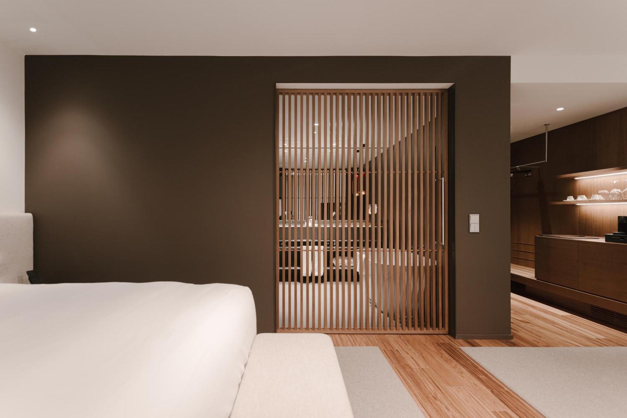 Triple Room,1630203992:JPEG