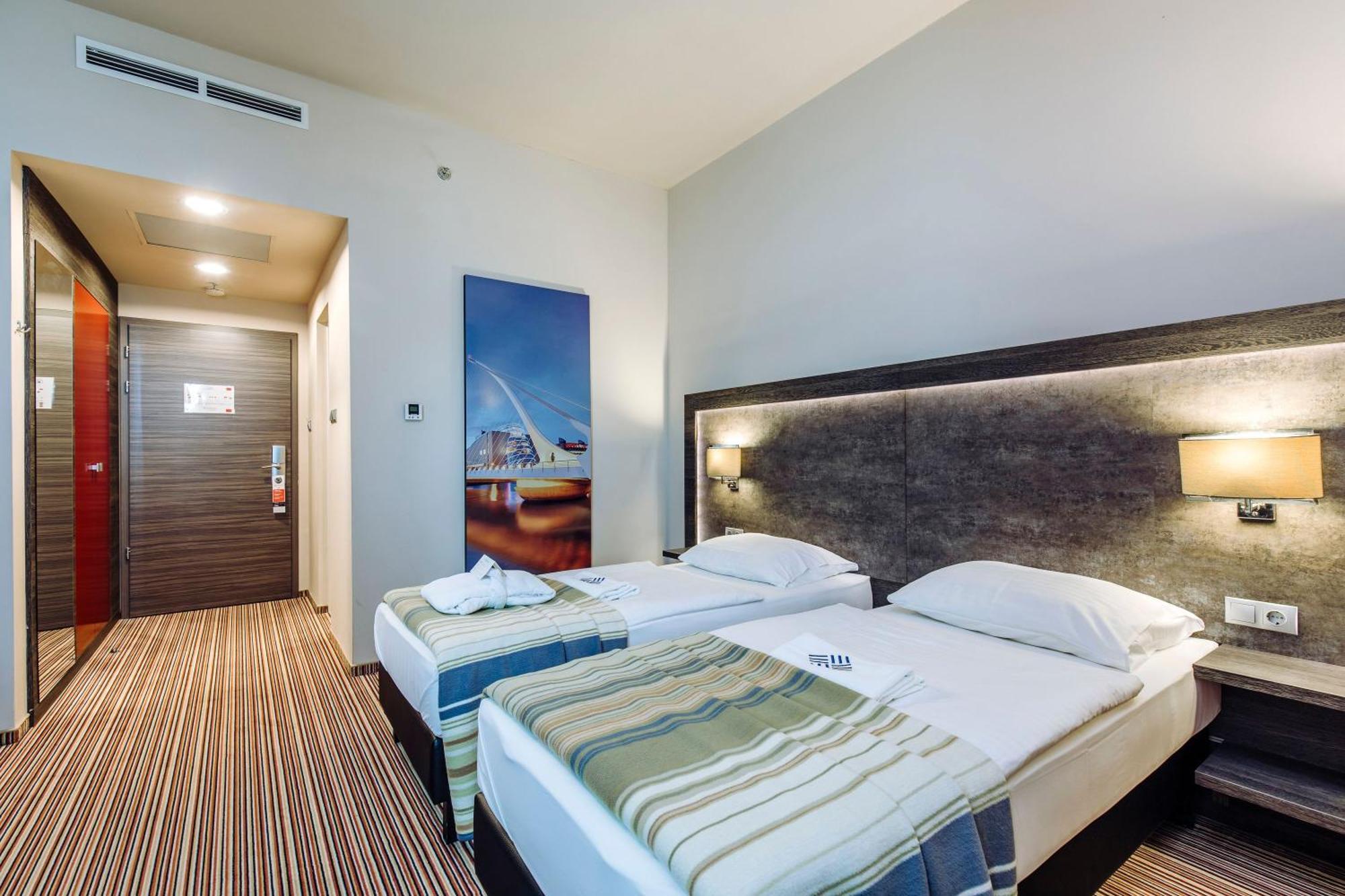 superior room street view