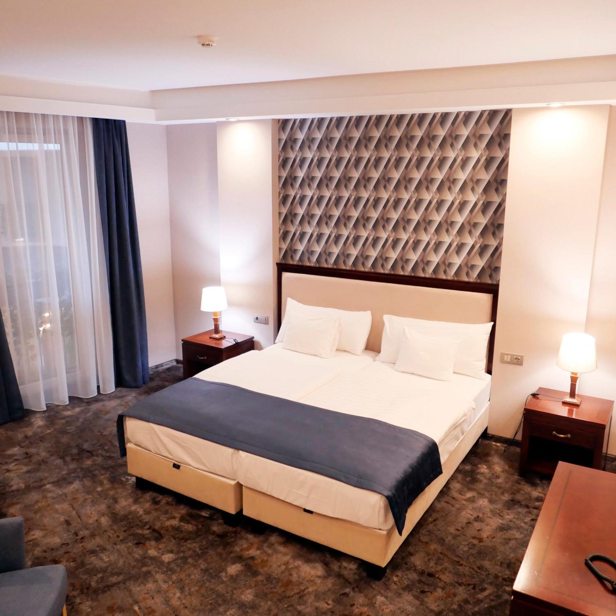 Standard Twin Room,1643765064:JPEG