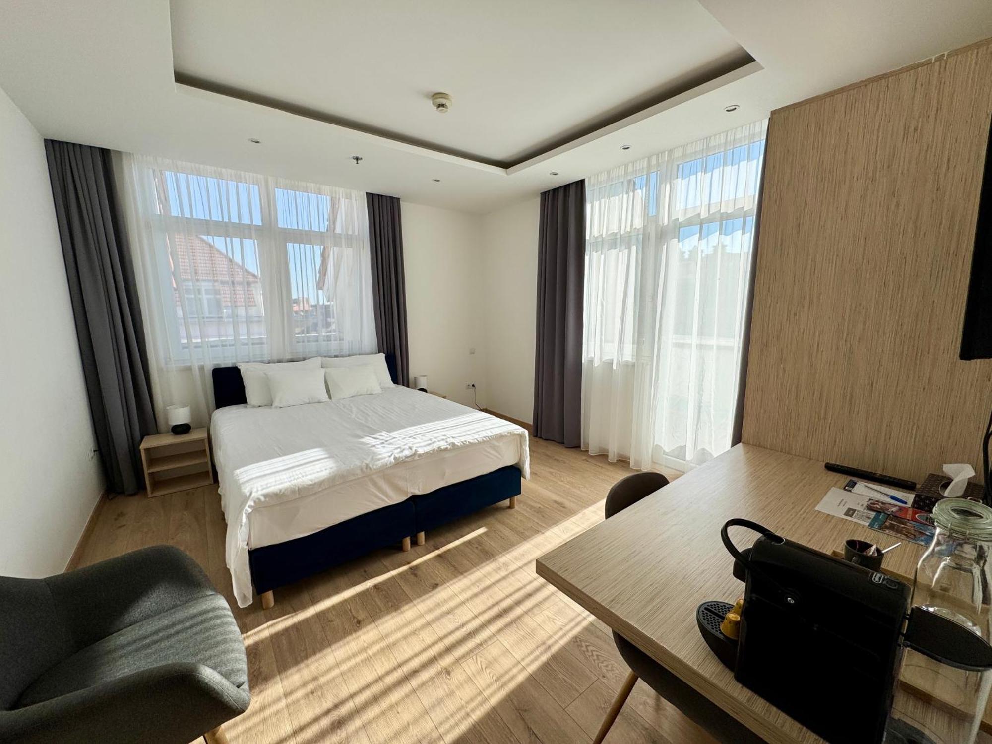 Deluxe Double or Twin Room Balcony,1666675510:JPEG